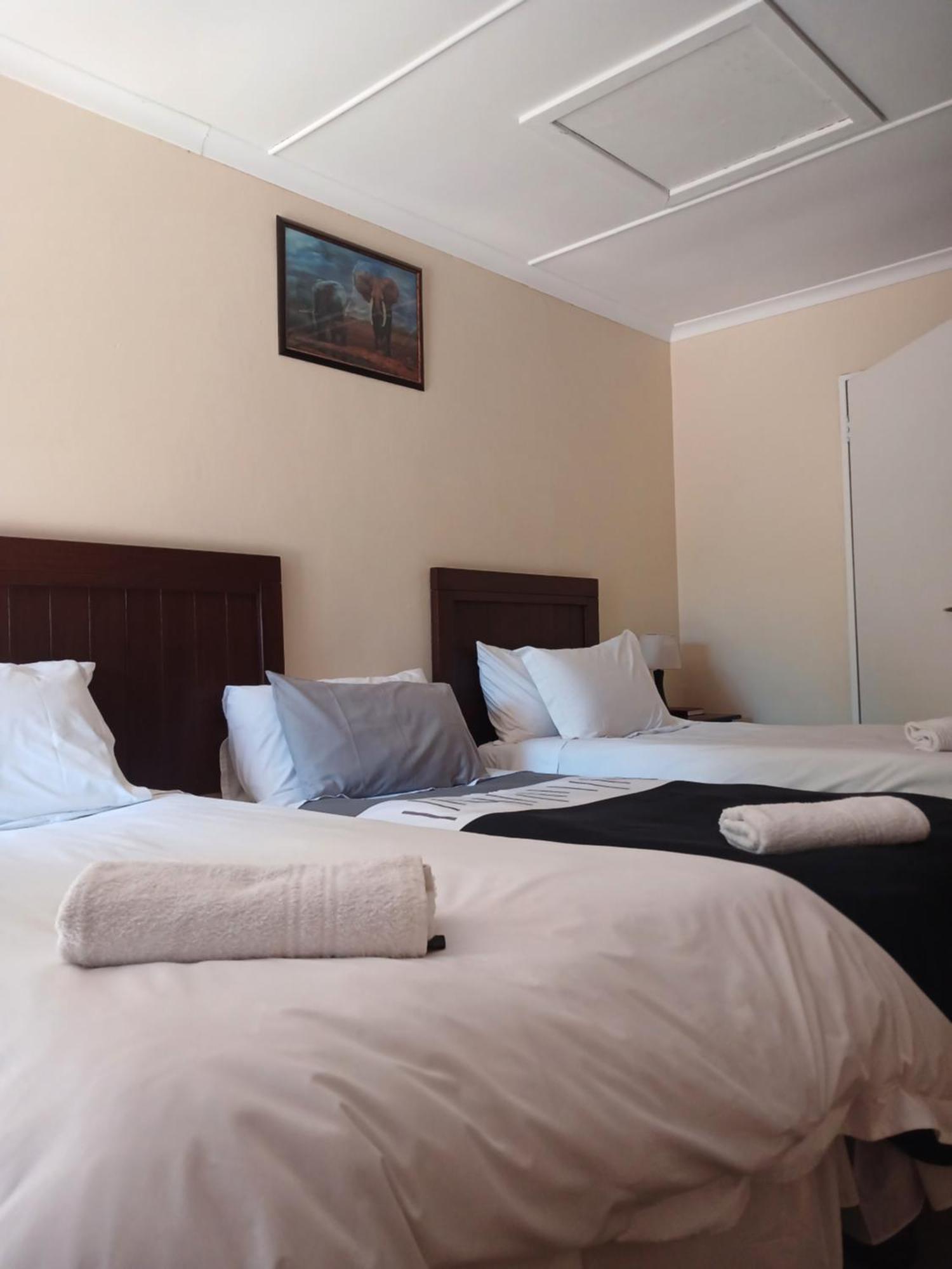 Ebony And Ivory Guesthouse ブルームフォンテーン エクステリア 写真